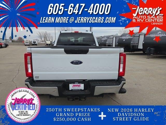 2024 Ford Super Duty F-350 DRW XL 4WD Crew Cab 8' Box