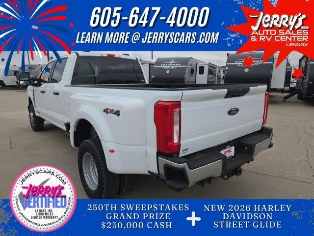 2024 Ford Super Duty F-350 DRW XL 4WD Crew Cab 8' Box