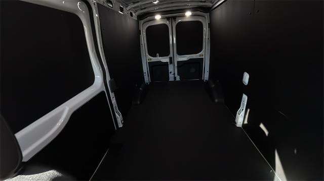 2025 Ford Transit Cargo Van T-250 148" Med Rf 9070 GVWR RWD