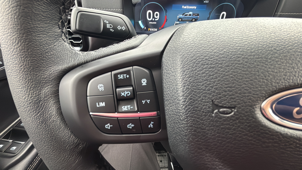 2025 Ford Ranger LARIAT 4WD SuperCrew 5' Box