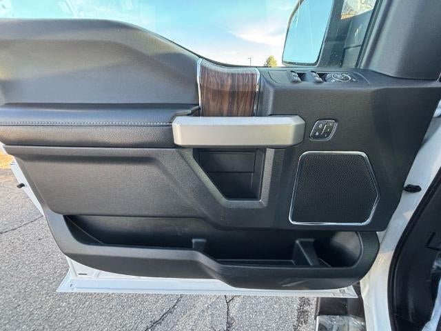 2019 Ford F-150 LARIAT 4WD SuperCrew 5.5' Box