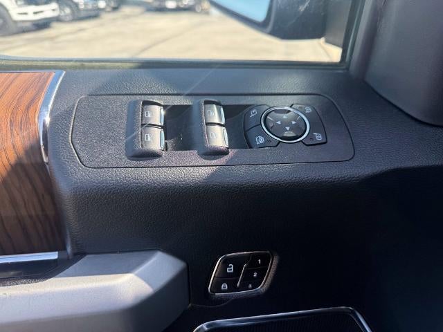 2019 Ford F-150 LARIAT 4WD SuperCrew 5.5' Box