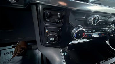 2022 Ford F-150 LARIAT 4WD SuperCrew 5.5' Box