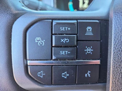 2022 Ford F-150 LARIAT 4WD SuperCrew 5.5' Box