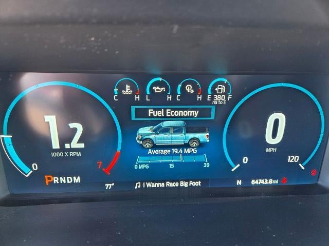 2022 Ford F-150 LARIAT 4WD SuperCrew 5.5' Box