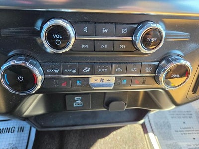 2022 Ford F-150 LARIAT 4WD SuperCrew 5.5' Box