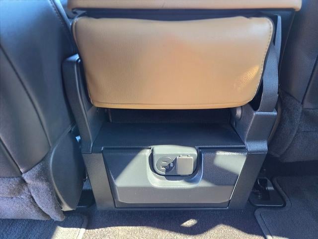 2022 Ford F-150 LARIAT 4WD SuperCrew 5.5' Box