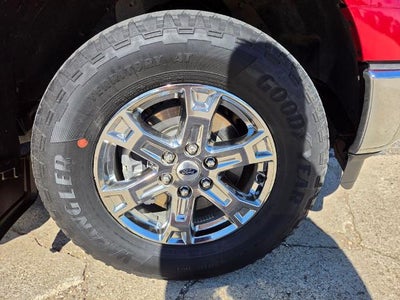2022 Ford F-150 LARIAT 4WD SuperCrew 5.5' Box