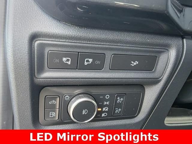 2022 Ford F-150 XL 4WD SuperCrew 5.5' Box