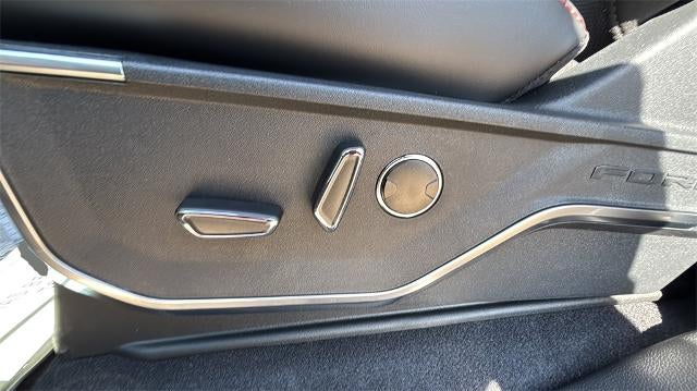 2025 Ford F-150 Raptor 4WD SuperCrew 5.5' Box