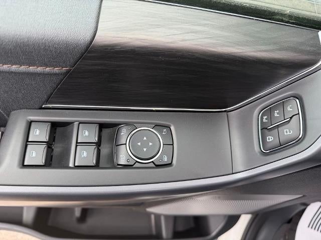 2026 Ford F-150 LARIAT 4WD SuperCrew 5.5' Box