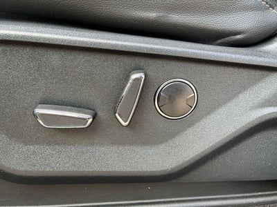 2025 Ford F-150 LARIAT 4WD SuperCrew 5.5' Box