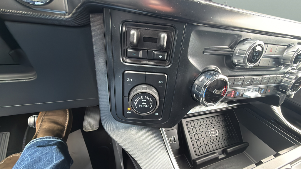 2025 Ford F-150 Platinum 4WD SuperCrew 5.5' Box