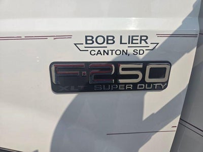 2001 Ford Super Duty F-250 XLT
