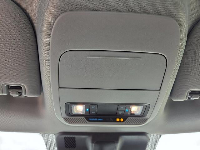 2027 Ford Super Duty F-350 SRW XLT 4WD Reg Cab 8' Box
