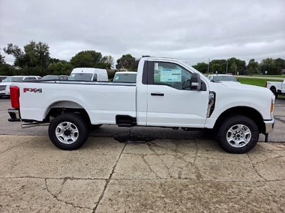 2027 Ford Super Duty F-350 SRW XLT 4WD Reg Cab 8' Box