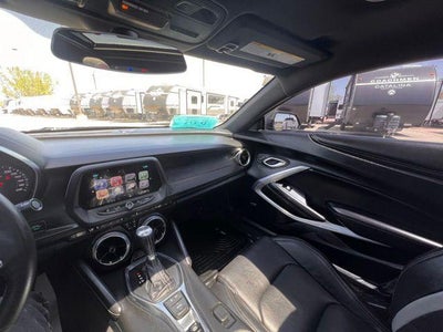 2018 Chevrolet Camaro 2dr Coupe 2SS