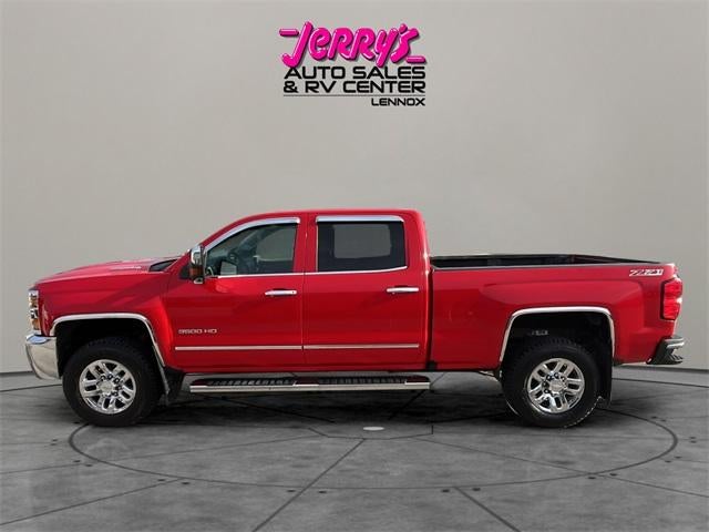 2017 Chevrolet Silverado 3500 HD Crew Cab Standard Box 4-Wheel Drive LTZ