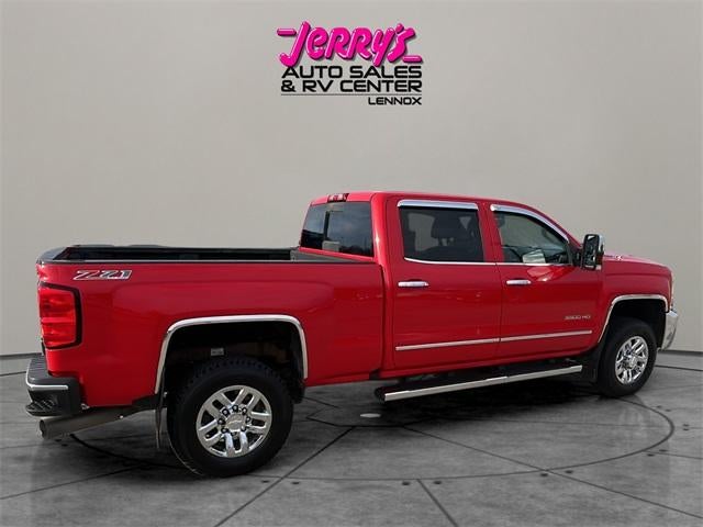 2017 Chevrolet Silverado 3500 HD Crew Cab Standard Box 4-Wheel Drive LTZ