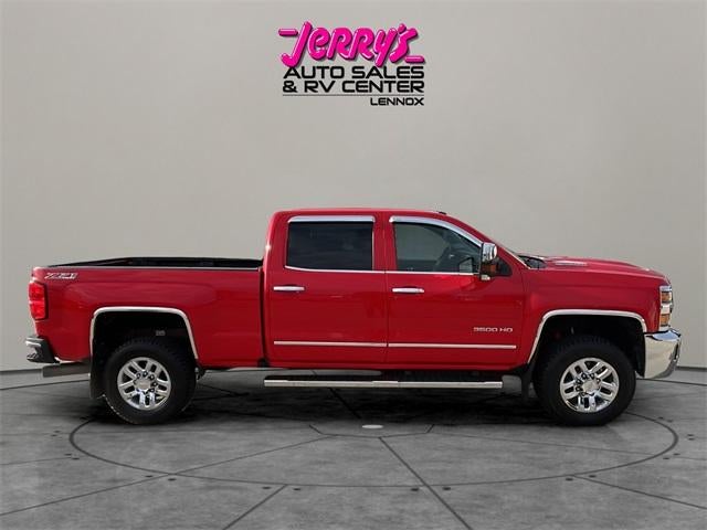 2017 Chevrolet Silverado 3500 HD Crew Cab Standard Box 4-Wheel Drive LTZ