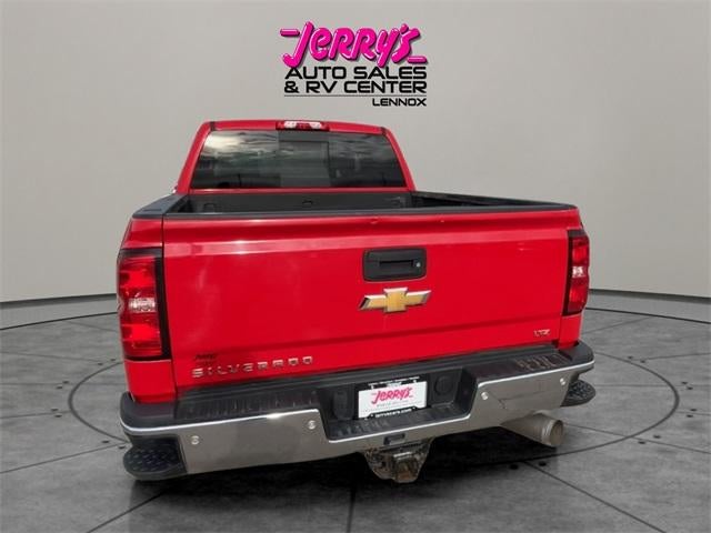 2017 Chevrolet Silverado 3500 HD Crew Cab Standard Box 4-Wheel Drive LTZ