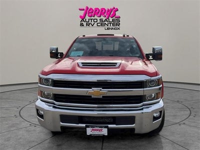 2017 Chevrolet Silverado 3500 HD Crew Cab Standard Box 4-Wheel Drive LTZ