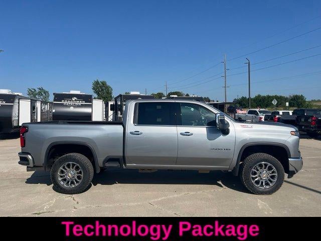 2026 Chevrolet Silverado 3500 HD Crew Cab Standard Box 4-Wheel Drive LTZ
