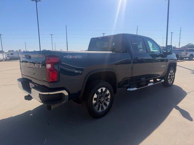 2021 Chevrolet Silverado 2500 HD Crew Cab Standard Box 4-Wheel Drive LT