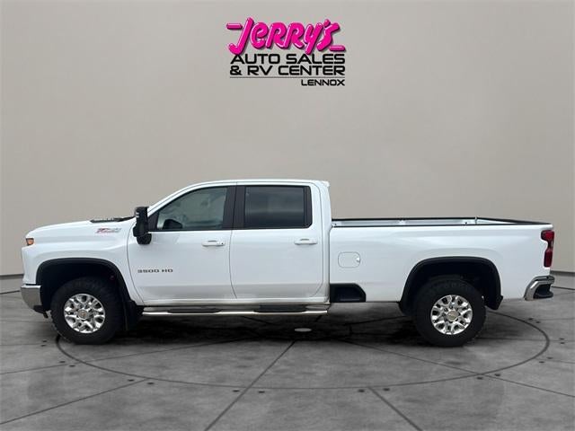 2024 Chevrolet Silverado 3500 HD Crew Cab Standard Box 4-Wheel Drive LT