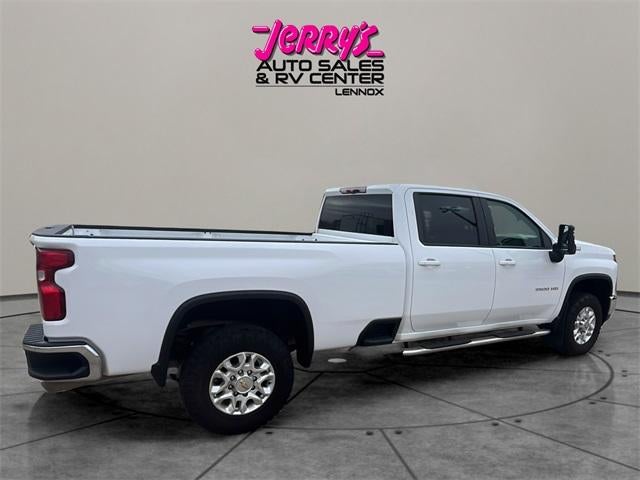 2024 Chevrolet Silverado 3500 HD Crew Cab Standard Box 4-Wheel Drive LT