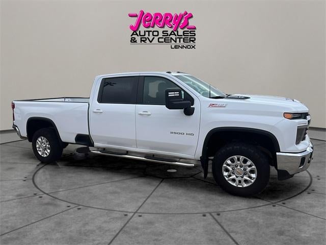 2024 Chevrolet Silverado 3500 HD Crew Cab Standard Box 4-Wheel Drive LT