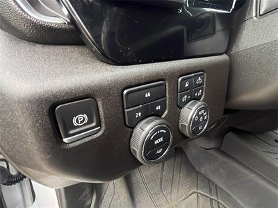 2024 Chevrolet Silverado 3500 HD Crew Cab Standard Box 4-Wheel Drive LT