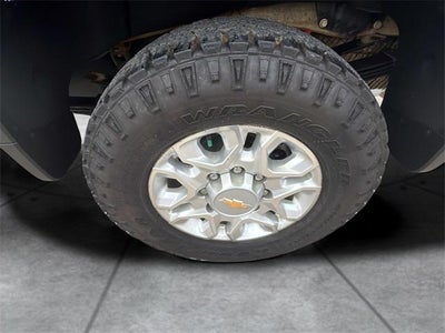 2024 Chevrolet Silverado 3500 HD Crew Cab Standard Box 4-Wheel Drive LT