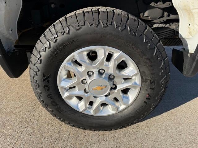 2024 Chevrolet Silverado 3500 HD Crew Cab Long Box 4-Wheel Drive LT