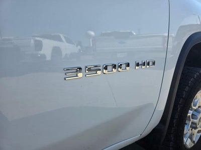 2024 Chevrolet Silverado 3500 HD Crew Cab Long Box 4-Wheel Drive LT