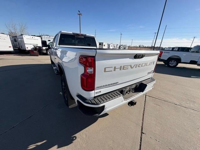 2021 Chevrolet Silverado 3500 HD Crew Cab Long Box 4-Wheel Drive High Country