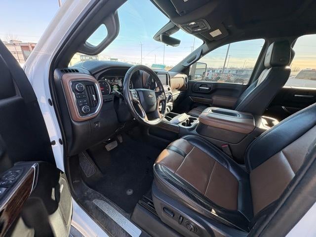 2021 Chevrolet Silverado 3500 HD Crew Cab Long Box 4-Wheel Drive High Country