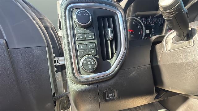 2023 Chevrolet Silverado 3500 HD Crew Cab Standard Box 4-Wheel Drive High Country