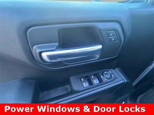 2024 Chevrolet Silverado 1500 Crew Cab Standard Box 4-Wheel Drive Custom