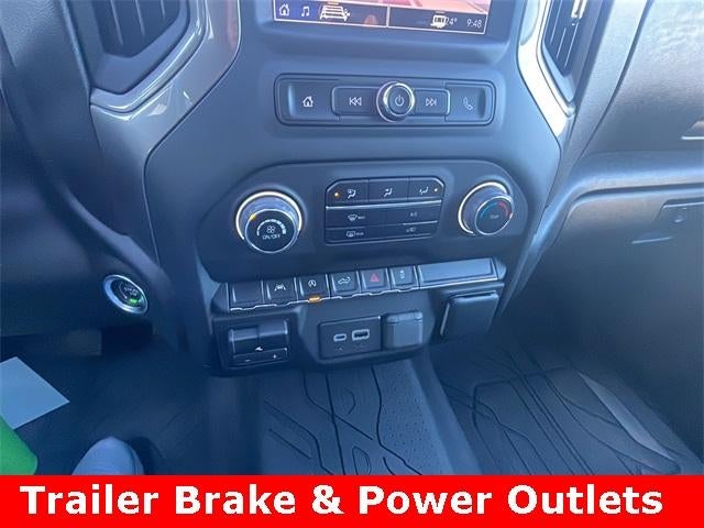 2024 Chevrolet Silverado 1500 Crew Cab Standard Box 4-Wheel Drive Custom