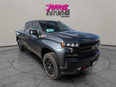2022 Chevrolet Silverado 1500 LTD Crew Cab Standard Box 4-Wheel Drive LT Trail Boss