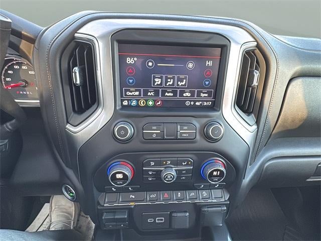 2022 Chevrolet Silverado 1500 LTD Crew Cab Standard Box 4-Wheel Drive LT Trail Boss