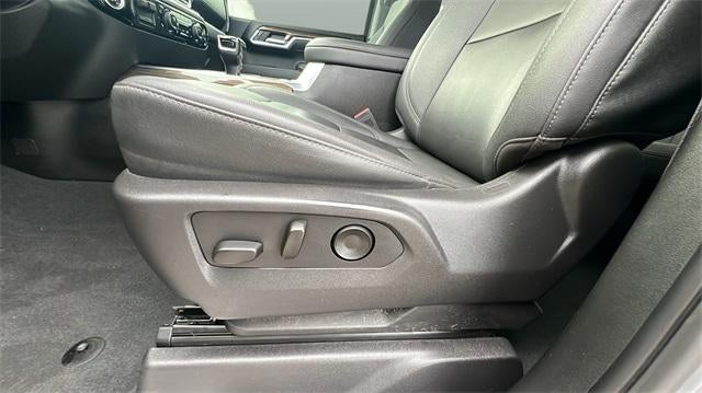 2024 Chevrolet Silverado 1500 Crew Cab Standard Box 4-Wheel Drive RST