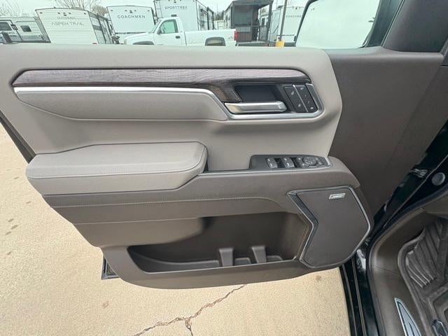 2025 Chevrolet Silverado 1500 Crew Cab Short Box 4-Wheel Drive LTZ