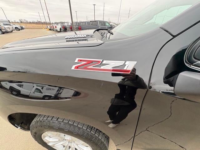 2025 Chevrolet Silverado 1500 Crew Cab Short Box 4-Wheel Drive LTZ