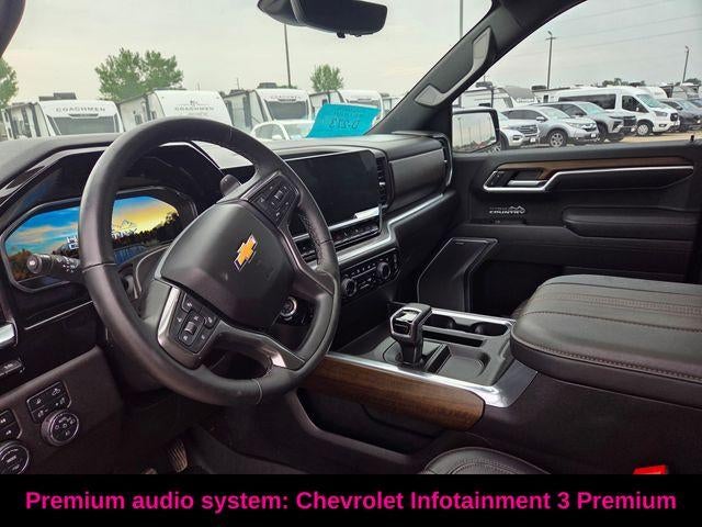 2025 Chevrolet Silverado 1500 Crew Cab Short Box 4-Wheel Drive High Country