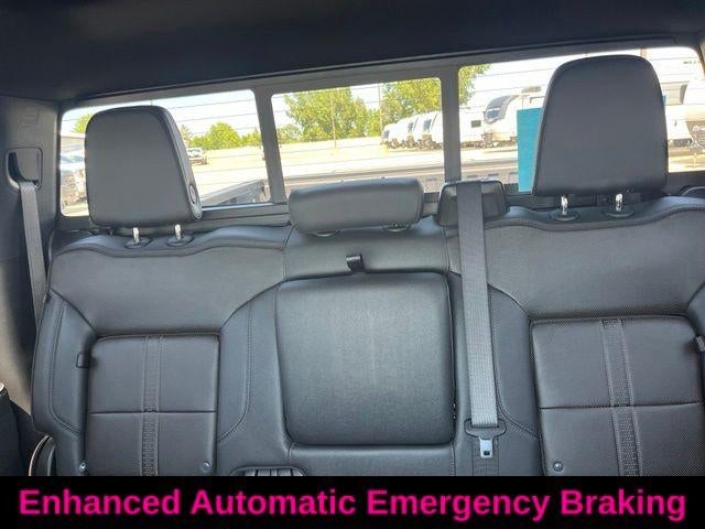 2025 Chevrolet Silverado 1500 Crew Cab Short Box 4-Wheel Drive High Country