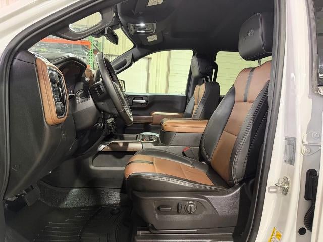 2019 Chevrolet Silverado 1500 Crew Cab Short Box 4-Wheel Drive High Country