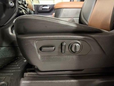 2019 Chevrolet Silverado 1500 Crew Cab Short Box 4-Wheel Drive High Country