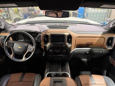 2019 Chevrolet Silverado 1500 Crew Cab Short Box 4-Wheel Drive High Country